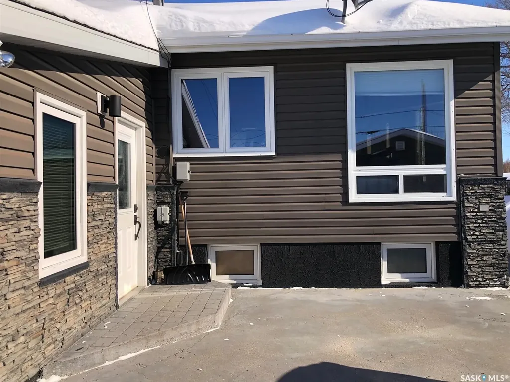 146 Jubilee Crescent Canora SK S0A 0L0