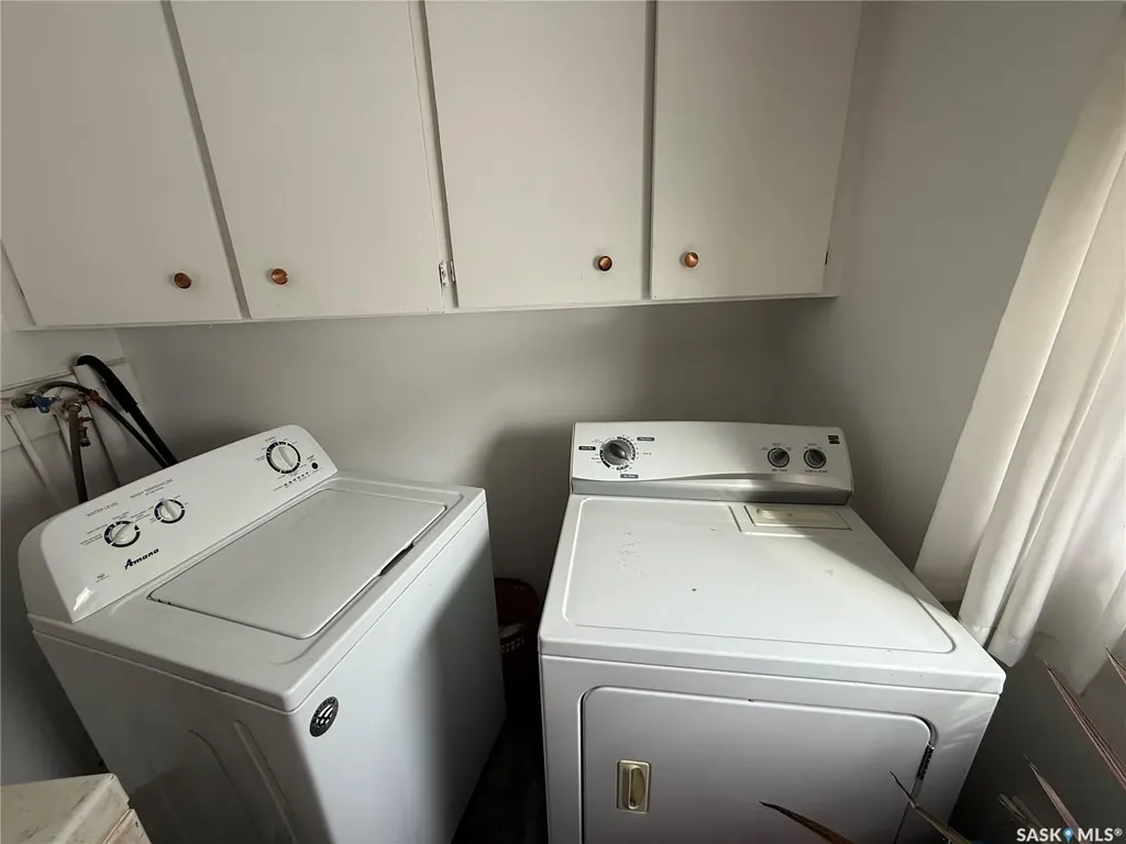 . Railway Avenue Gladmar SK S0C 1A0