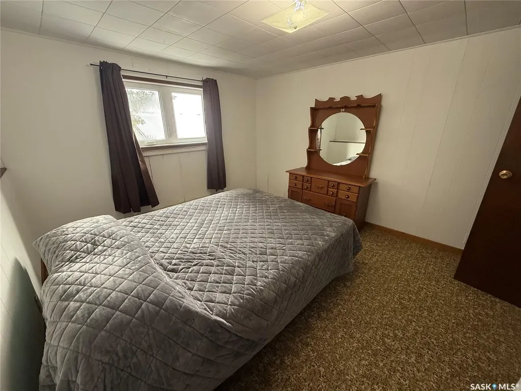 . Railway Avenue Gladmar SK S0C 1A0