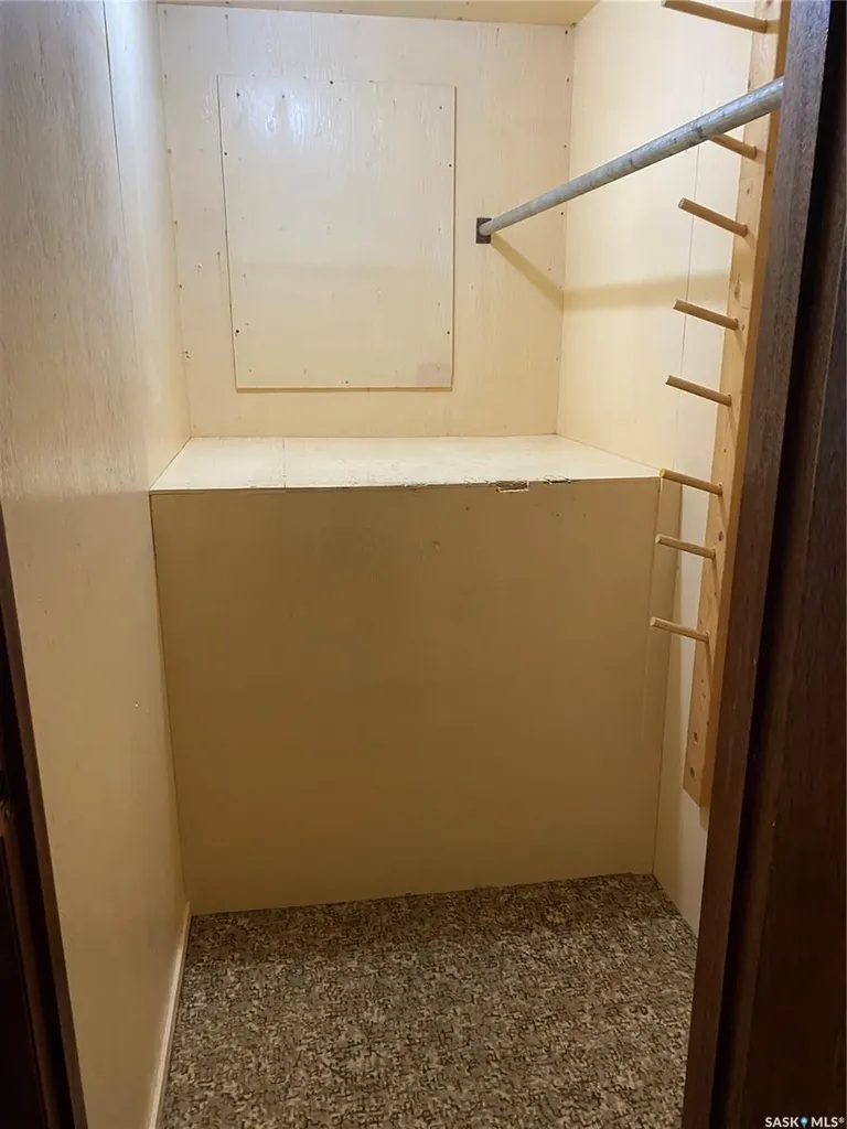 . Railway Avenue Gladmar SK S0C 1A0