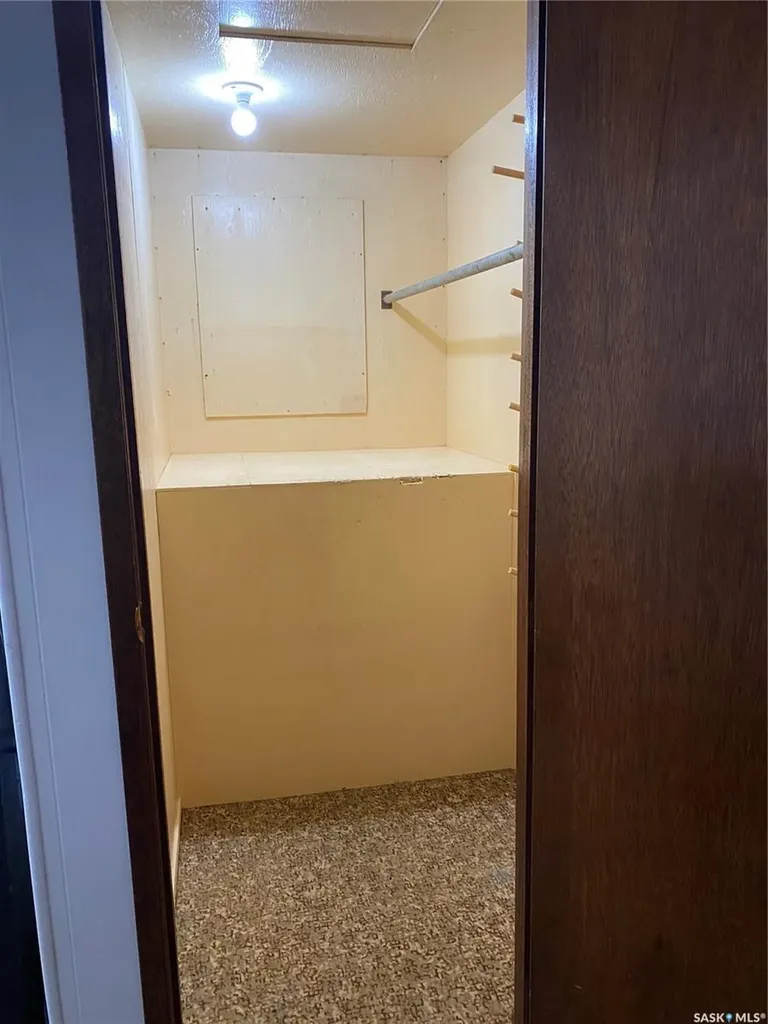 . Railway Avenue Gladmar SK S0C 1A0