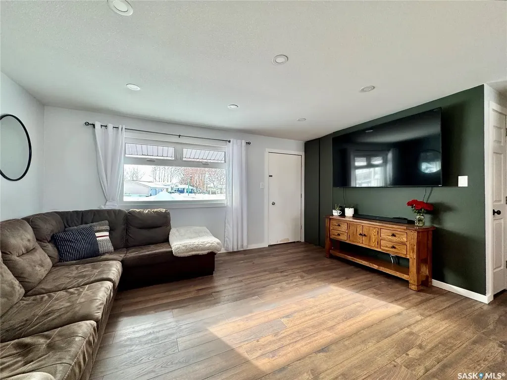 19 Hudson Bay Esterhazy SK S0A 0X0