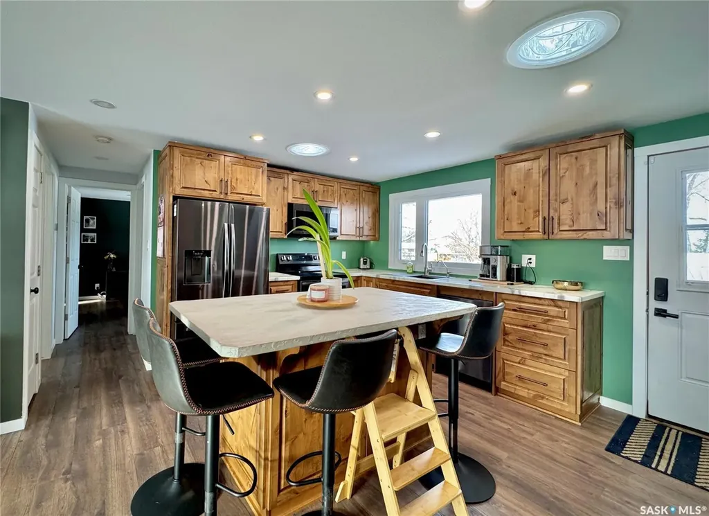 19 Hudson Bay Esterhazy SK S0A 0X0