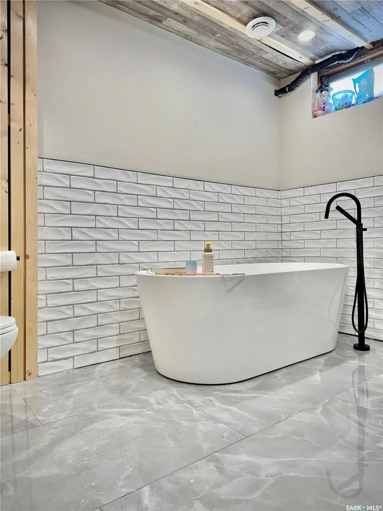 19 Hudson Bay Esterhazy SK S0A 0X0