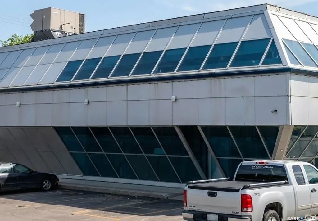 1428 22nd Street Saskatoon SK S7M 0S9