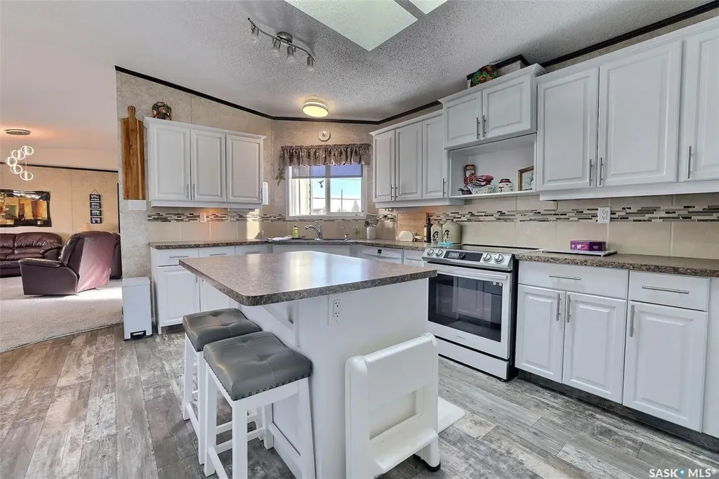 229 Poplar Street Wolseley SK S0G 5H0