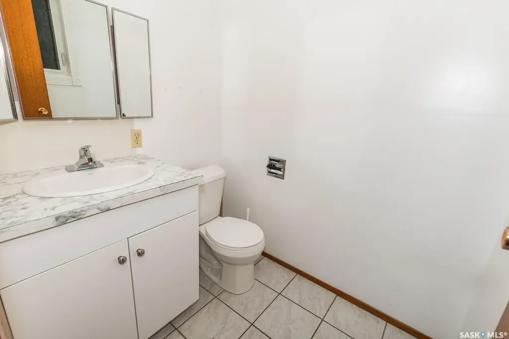 218 Bosworth Street Kerrobert SK S0L 1R0