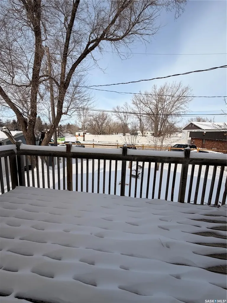 1005 Isabelle Street Estevan SK S4A 1R1