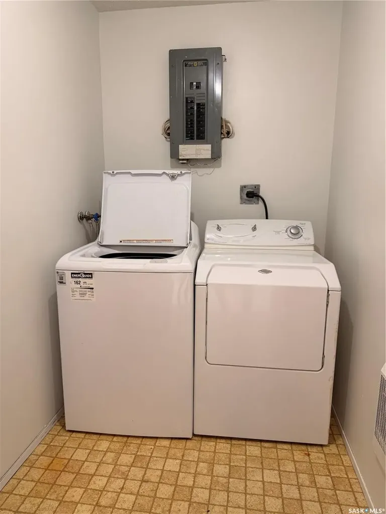 1005 Isabelle Street Estevan SK S4A 1R1