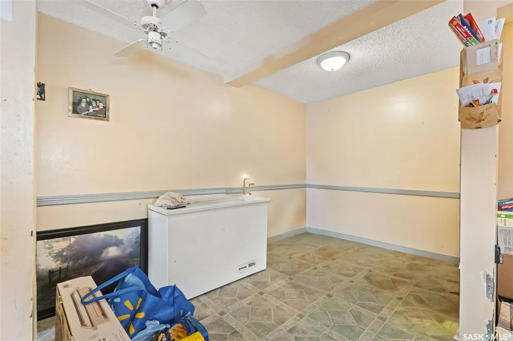806 12th Street W Prince Albert SK S6V 3C5
