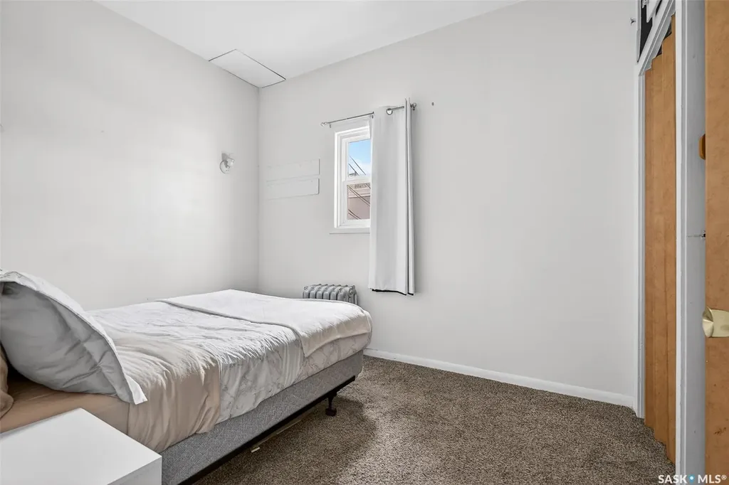 136 Main Street N Moose Jaw SK S6H 3J7