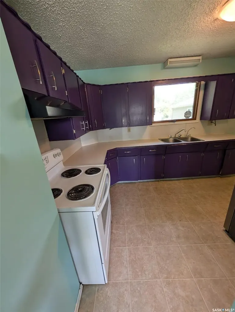 617 Peterson Avenue Radville SK S0C 2G0