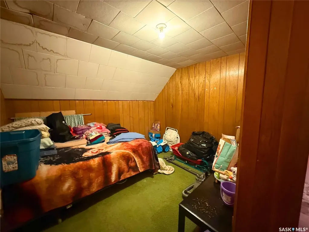 318 3rd Street Bladworth SK S0G 0J0