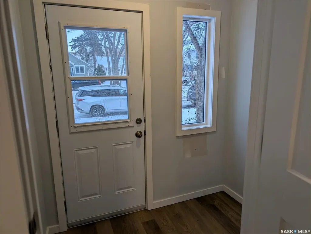 102 32nd Street W Saskatoon SK S7L 0S1
