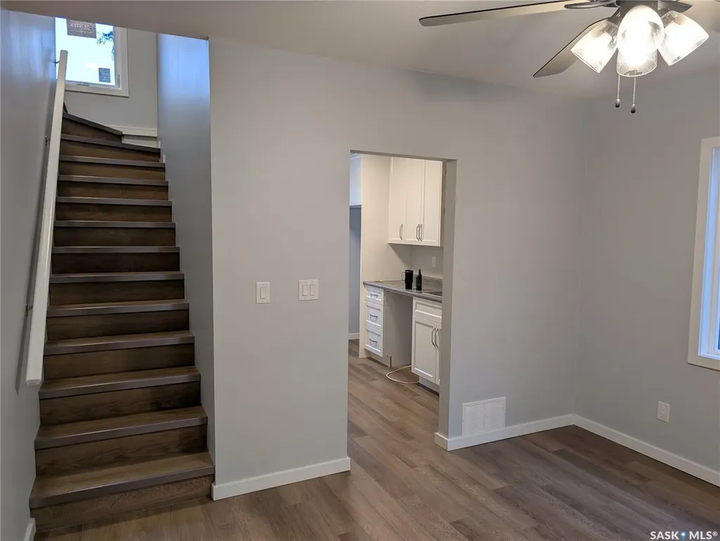 102 32nd Street W Saskatoon SK S7L 0S1