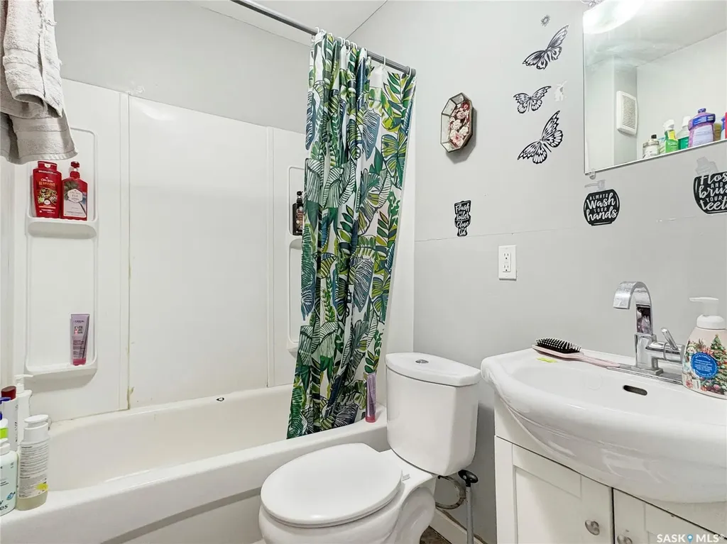 1062 104th Street North Battleford SK S9A 1N4