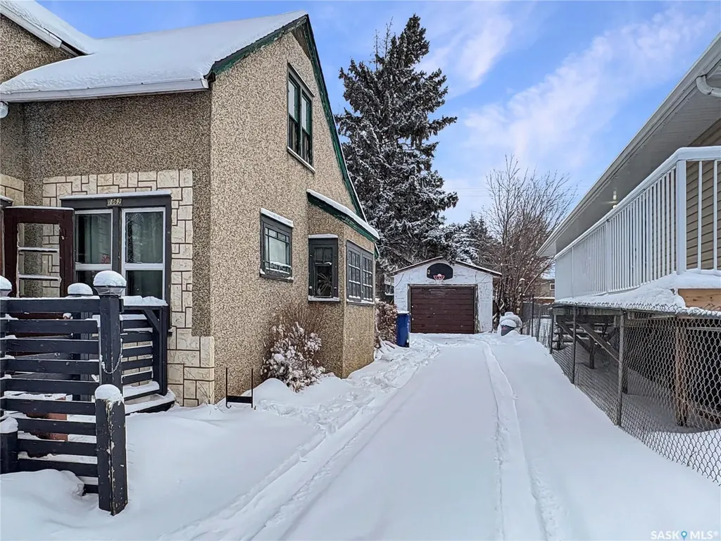 1062 104th Street North Battleford SK S9A 1N4
