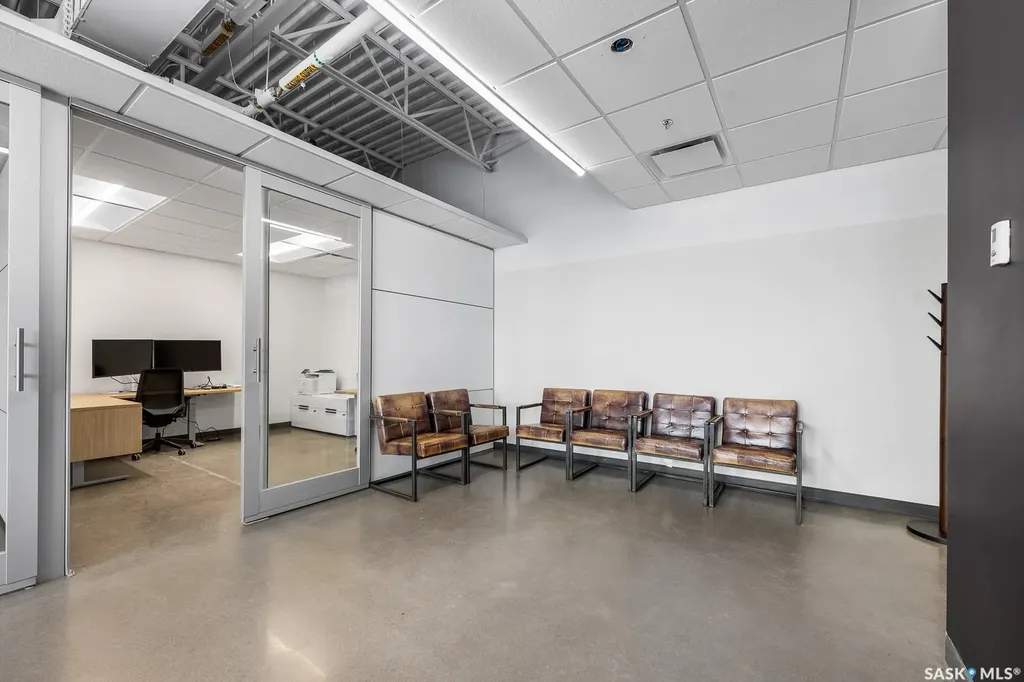 2075 Prince Of Wales Drive Regina SK S4V 3A3