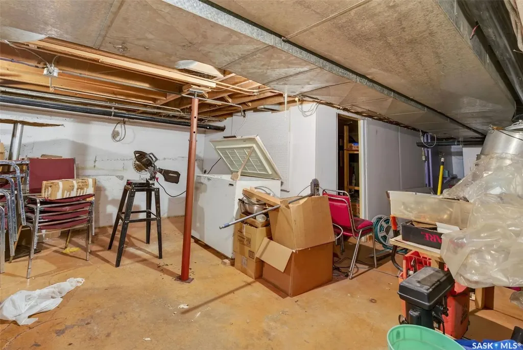 56 13th Street W Prince Albert SK S6V 3E8