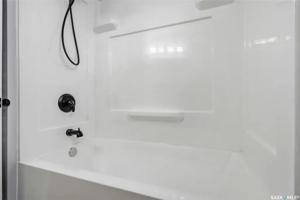 1909 Montreal Street Regina SK S4P 1L4