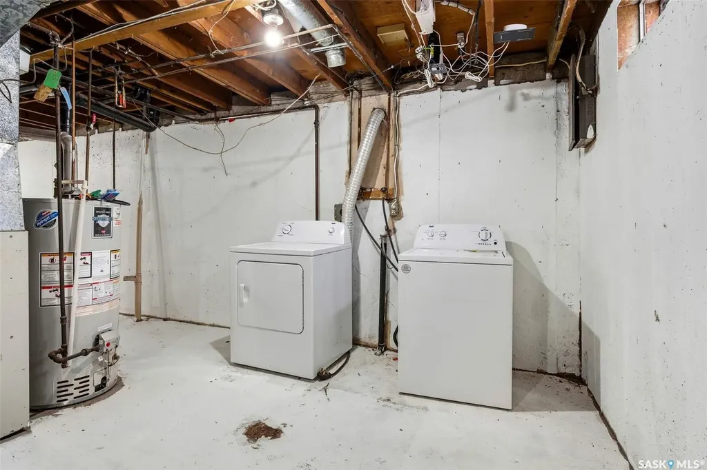 1909 Montreal Street Regina SK S4P 1L4