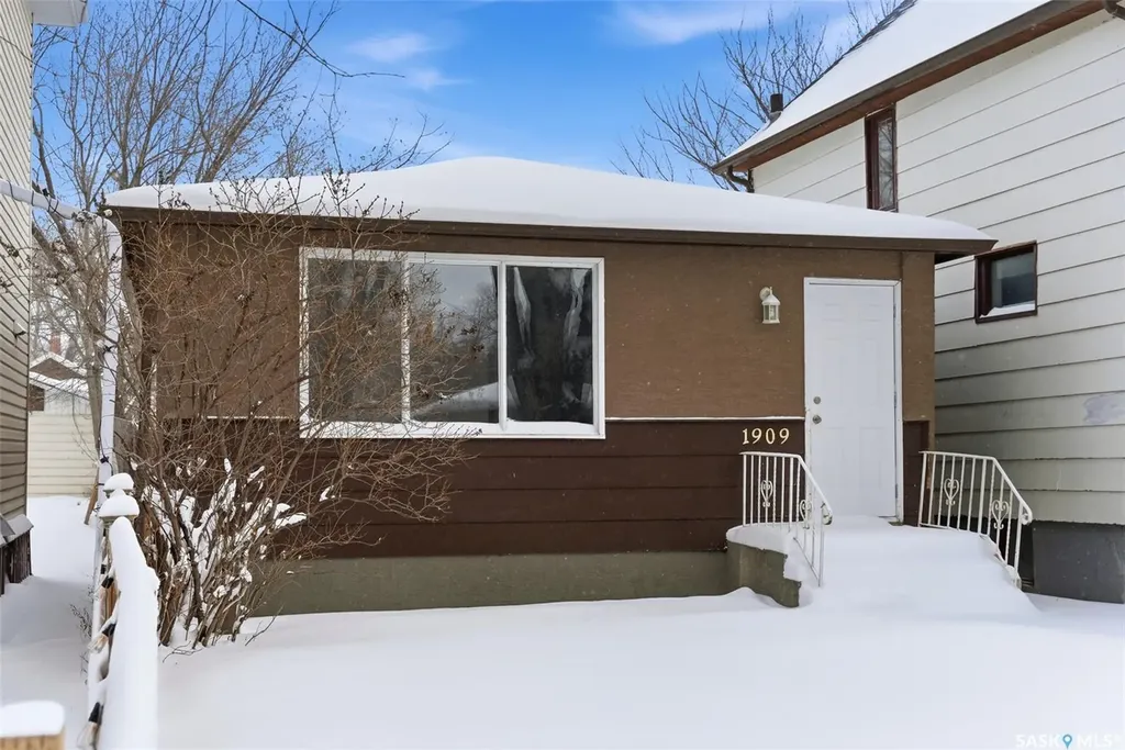 1909 Montreal Street Regina SK S4P 1L4