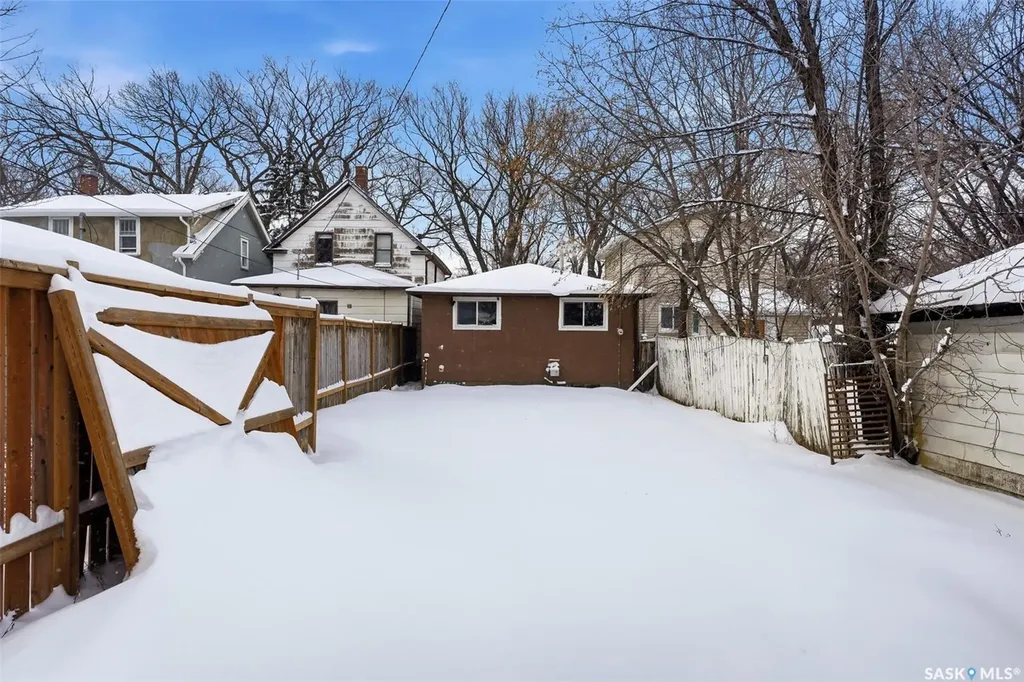 1909 Montreal Street Regina SK S4P 1L4