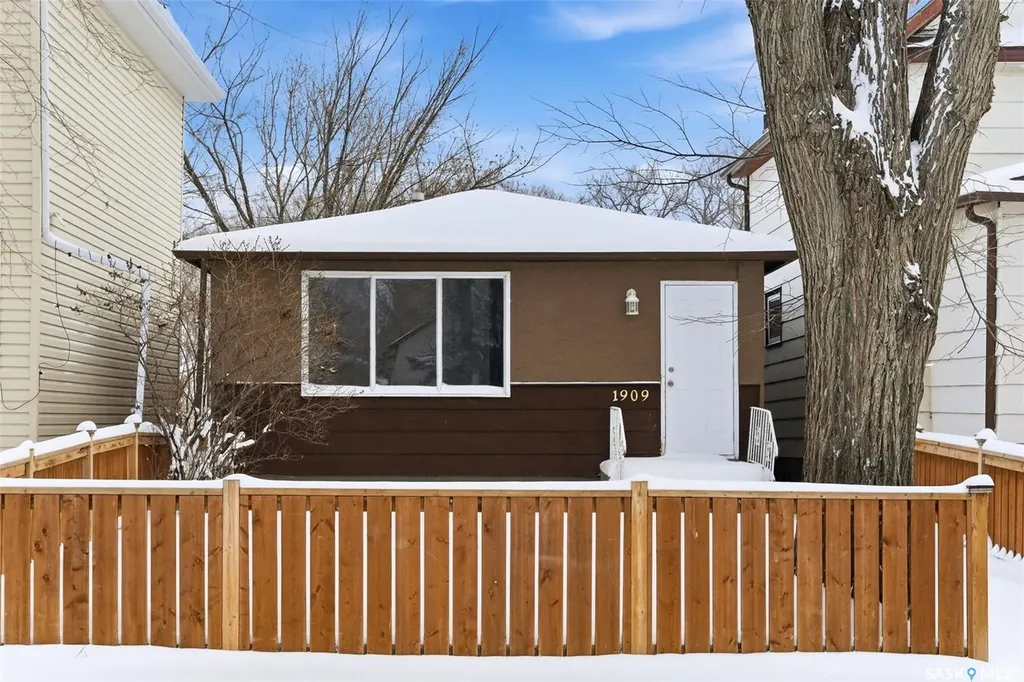 1909 Montreal Street Regina SK S4P 1L4