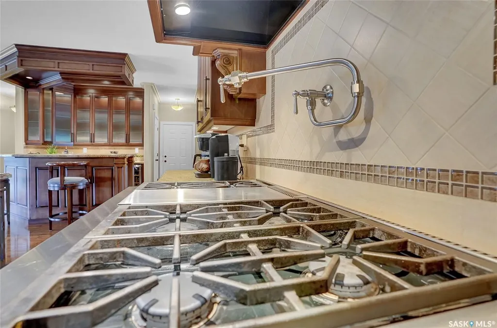 1590 4th Avenue NW Moose Jaw SK S6J 0A5