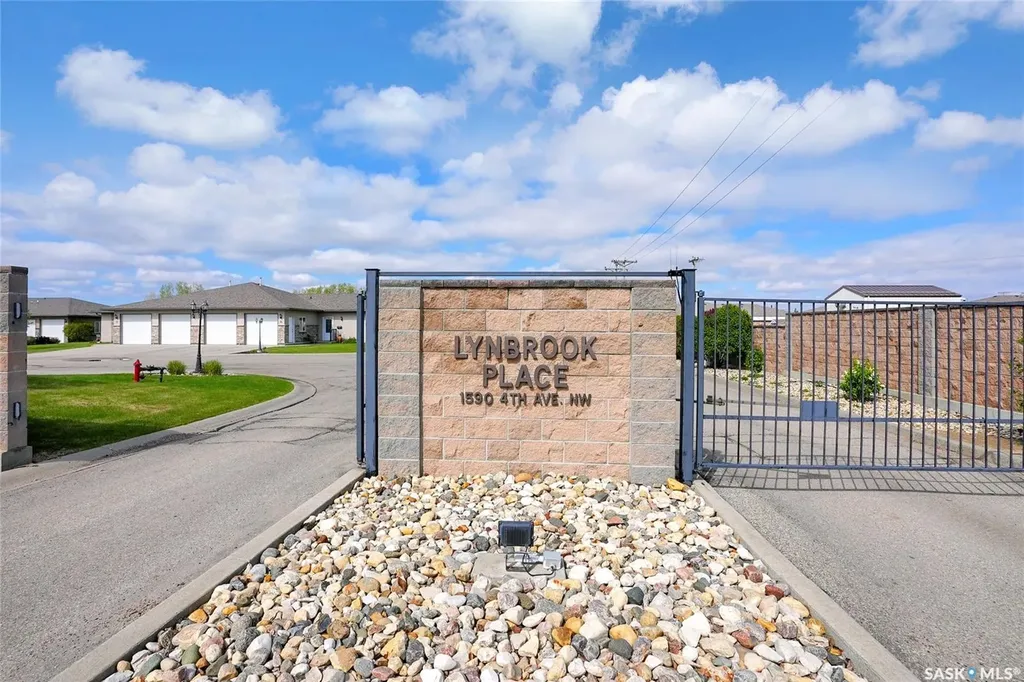 1590 4th Avenue NW Moose Jaw SK S6J 0A5