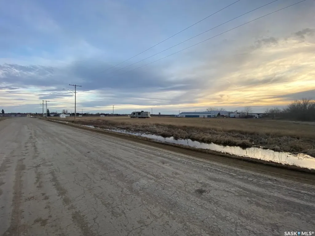 120 N Service Road W Moose Jaw SK S6H 4N8