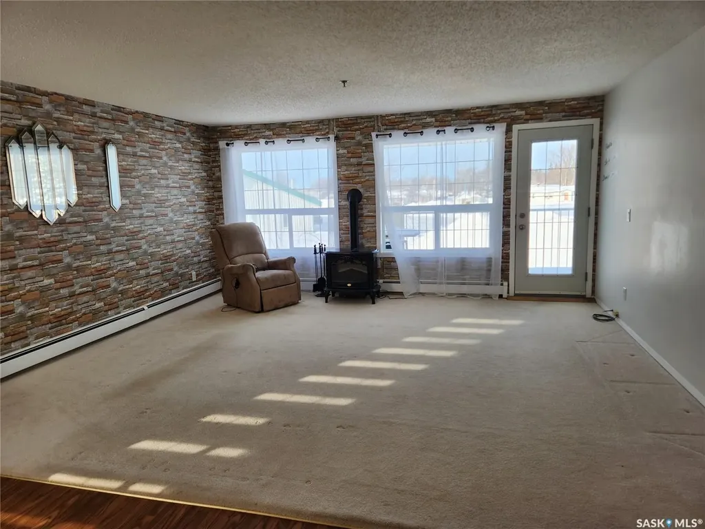 729 101st Avenue Tisdale SK S0E 1T0