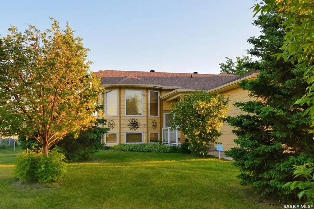 506 2nd Avenue Place Radisson SK S0K 3L0
