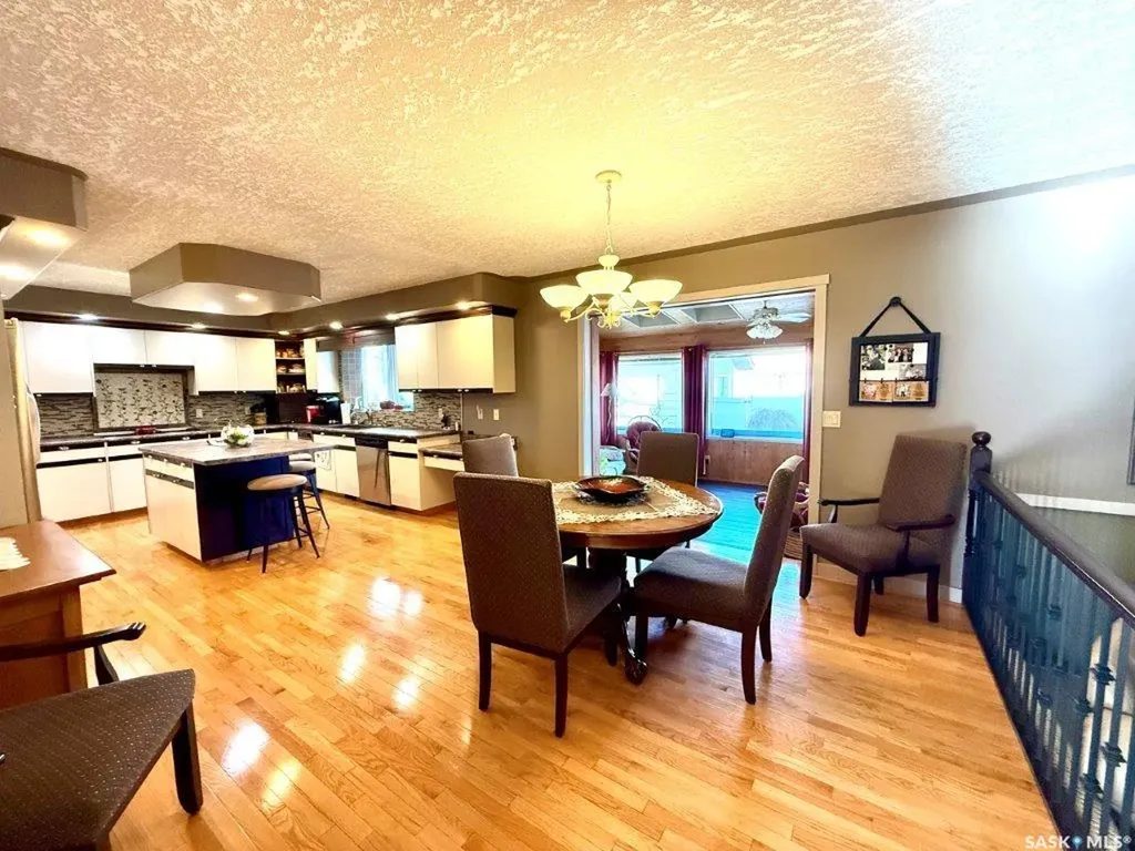 626 4th Avenue W Kindersley SK S0L 1S0