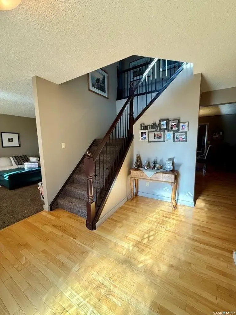 626 4th Avenue W Kindersley SK S0L 1S0