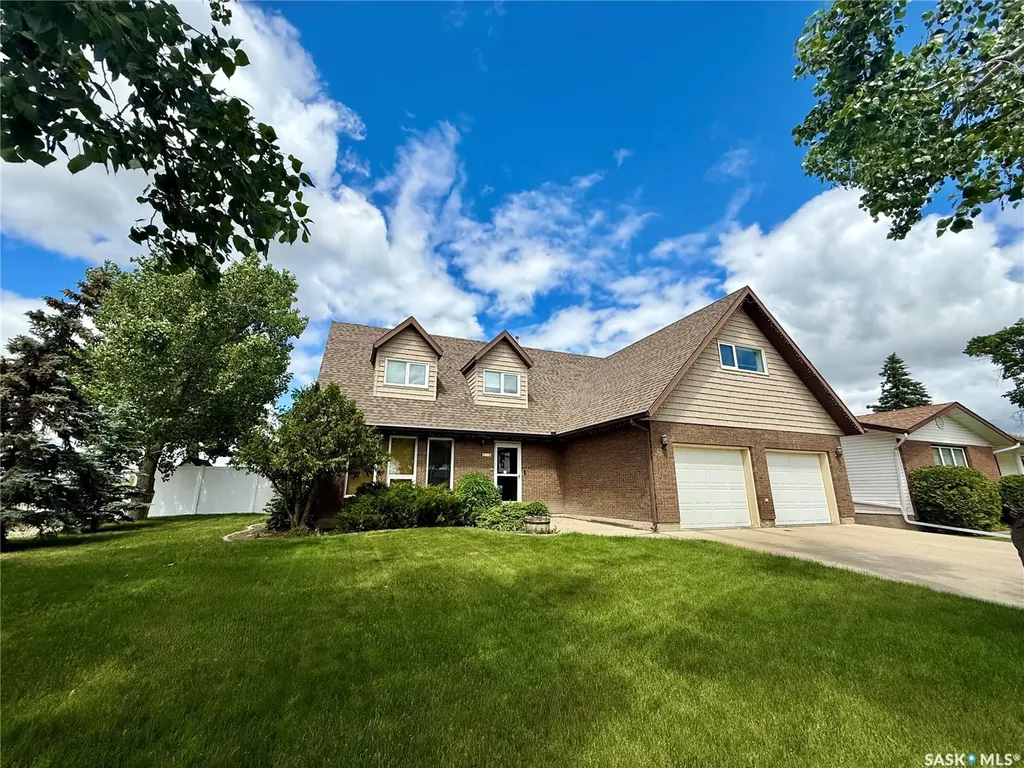 626 4th Avenue W Kindersley SK S0L 1S0