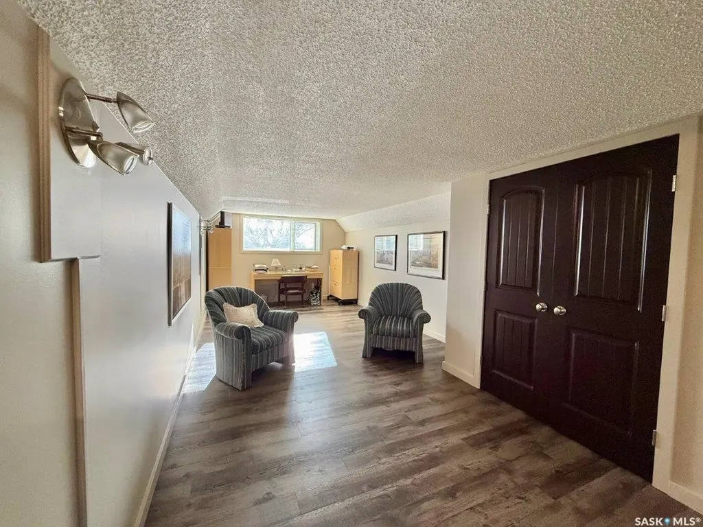 626 4th Avenue W Kindersley SK S0L 1S0