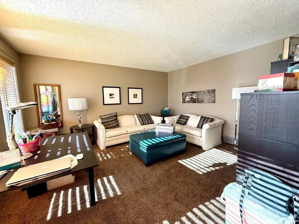 626 4th Avenue W Kindersley SK S0L 1S0