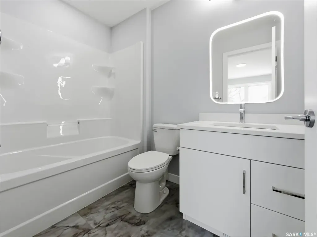 857 Elliott Street Regina SK S4N 3E3