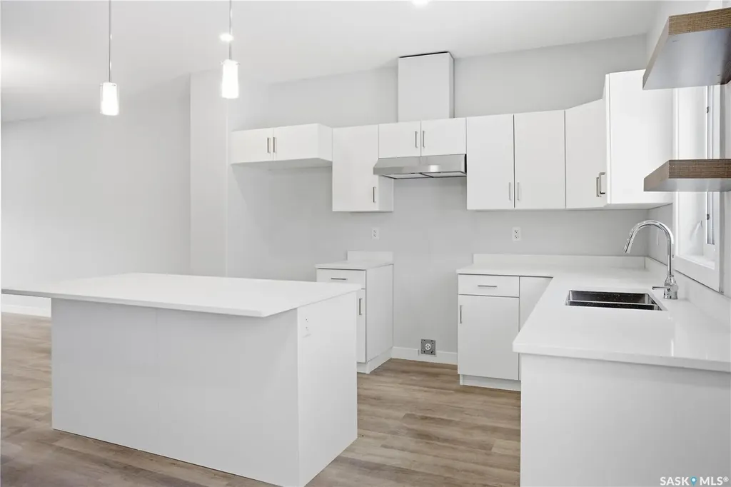 857 Elliott Street Regina SK S4N 3E3