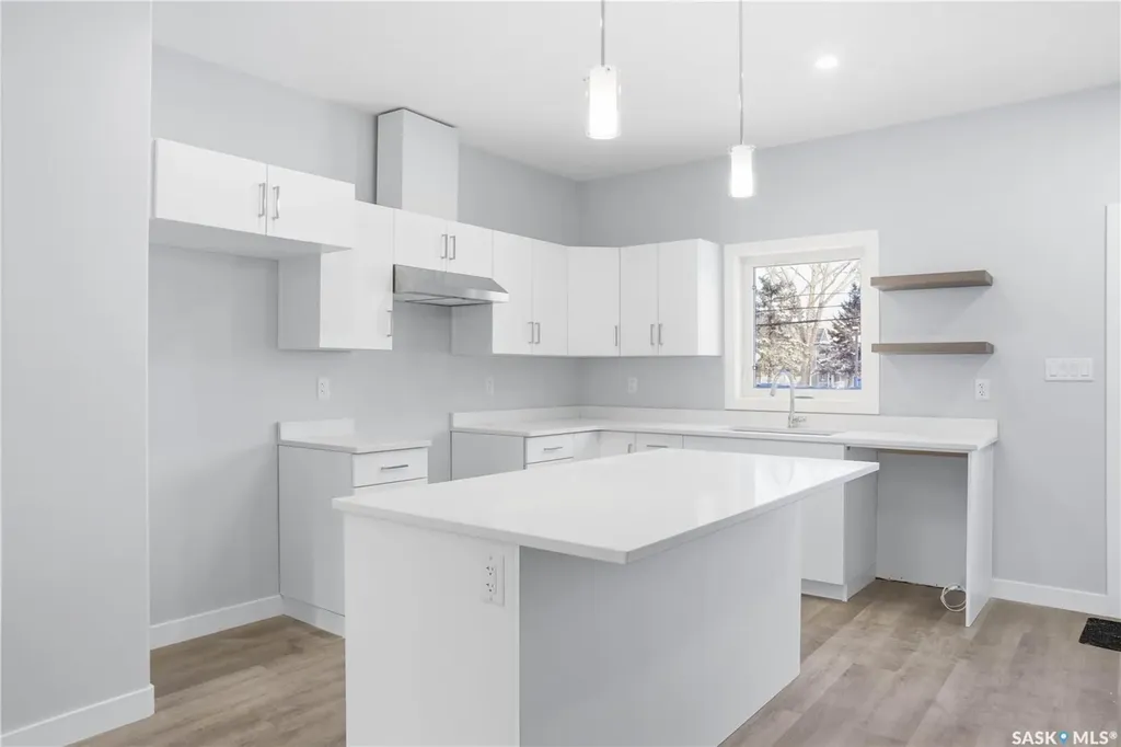 857 Elliott Street Regina SK S4N 3E3
