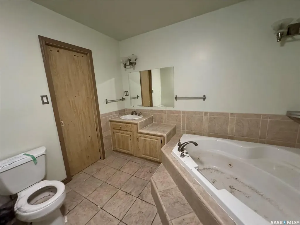 17 Patricia Drive Coronach SK S0H 0Z0