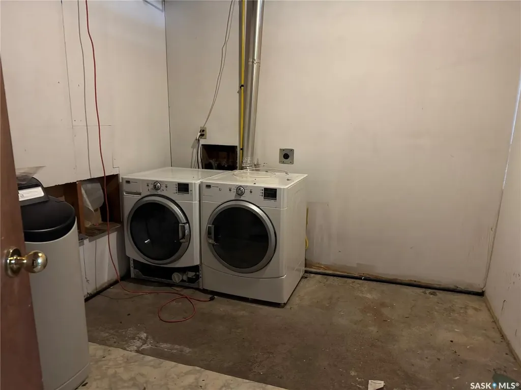 17 Patricia Drive Coronach SK S0H 0Z0