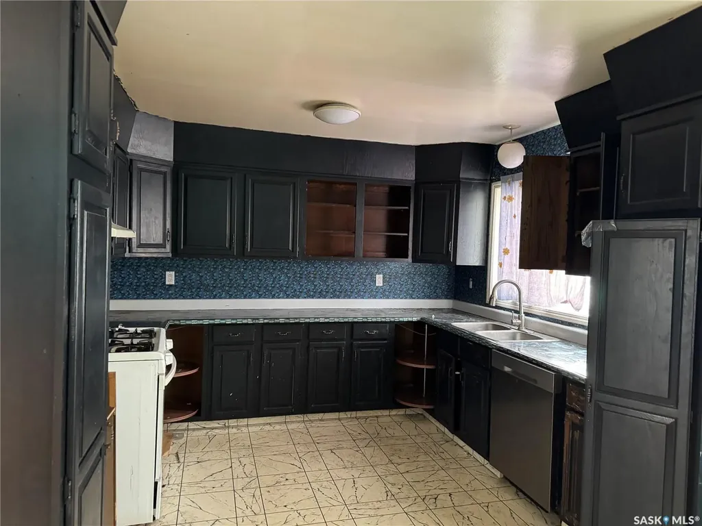 17 Patricia Drive Coronach SK S0H 0Z0