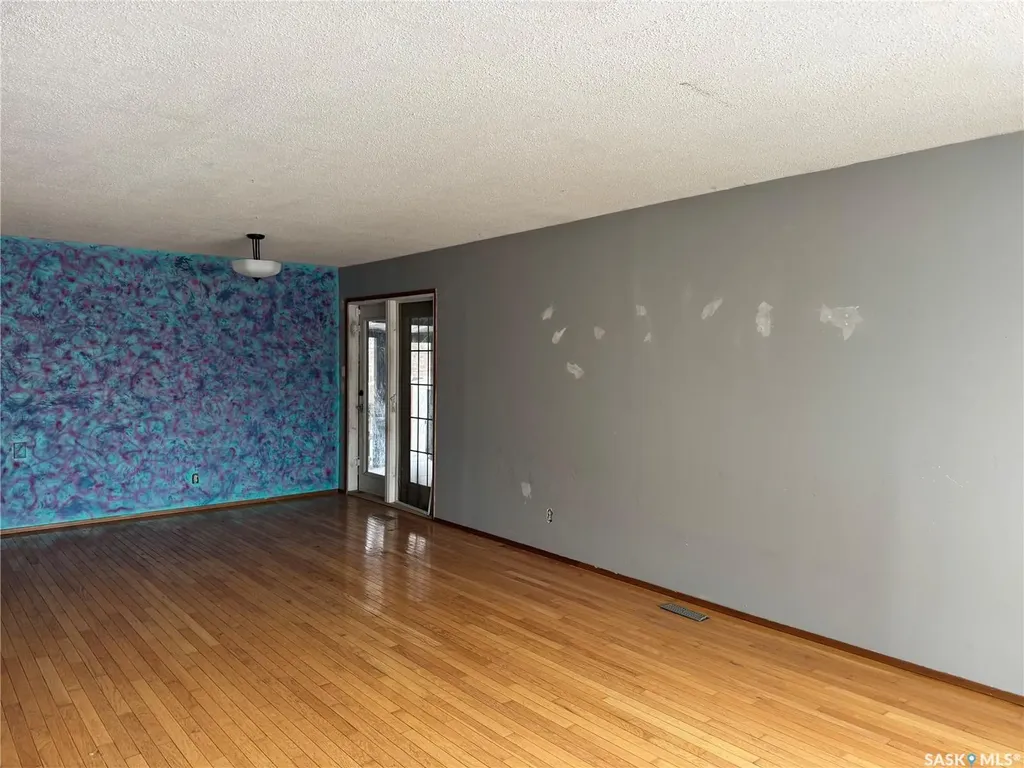 17 Patricia Drive Coronach SK S0H 0Z0