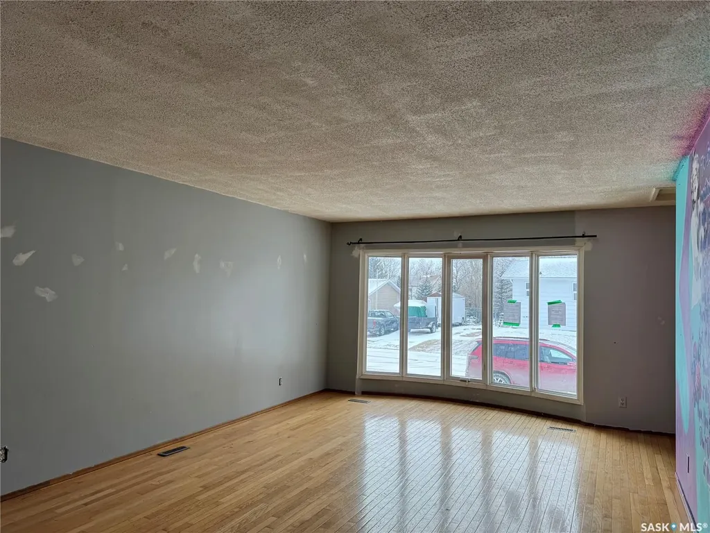 17 Patricia Drive Coronach SK S0H 0Z0