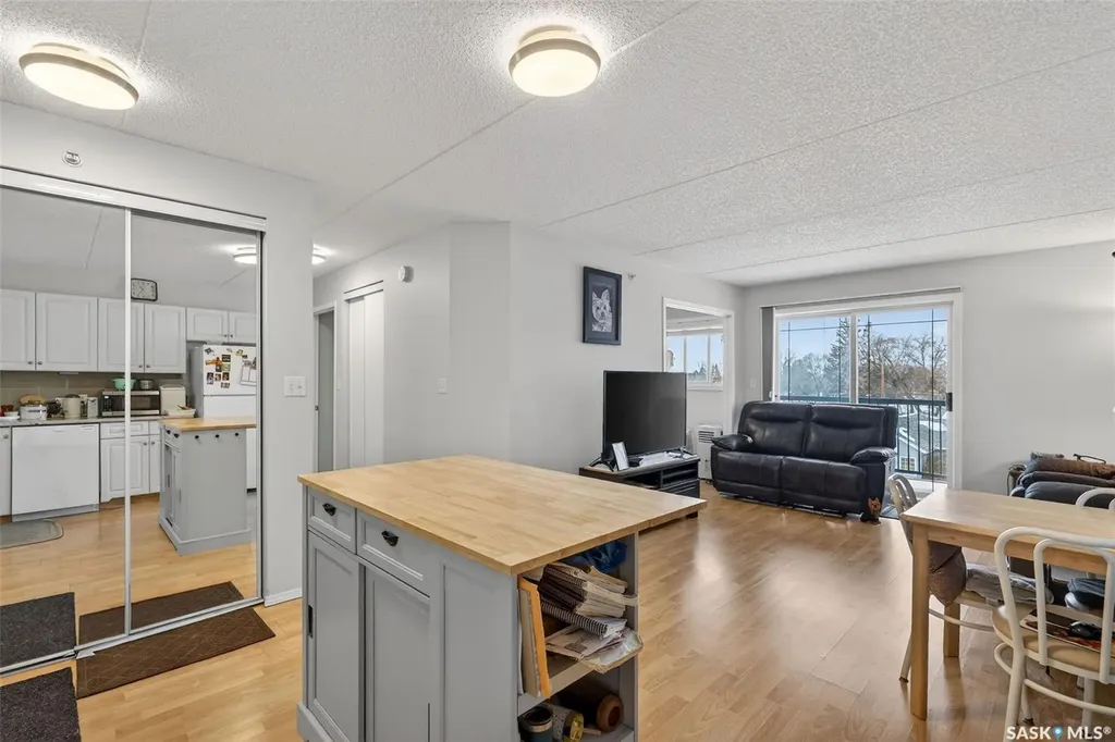 2501 1st Avenue W Prince Albert SK S6V 5A3
