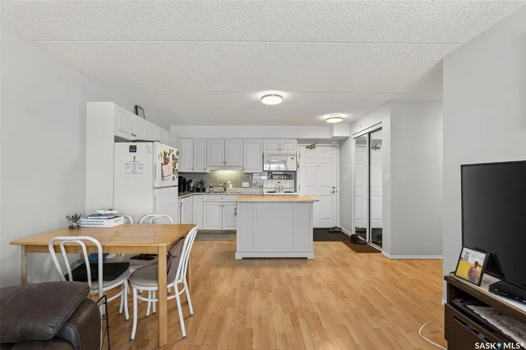 2501 1st Avenue W Prince Albert SK S6V 5A3