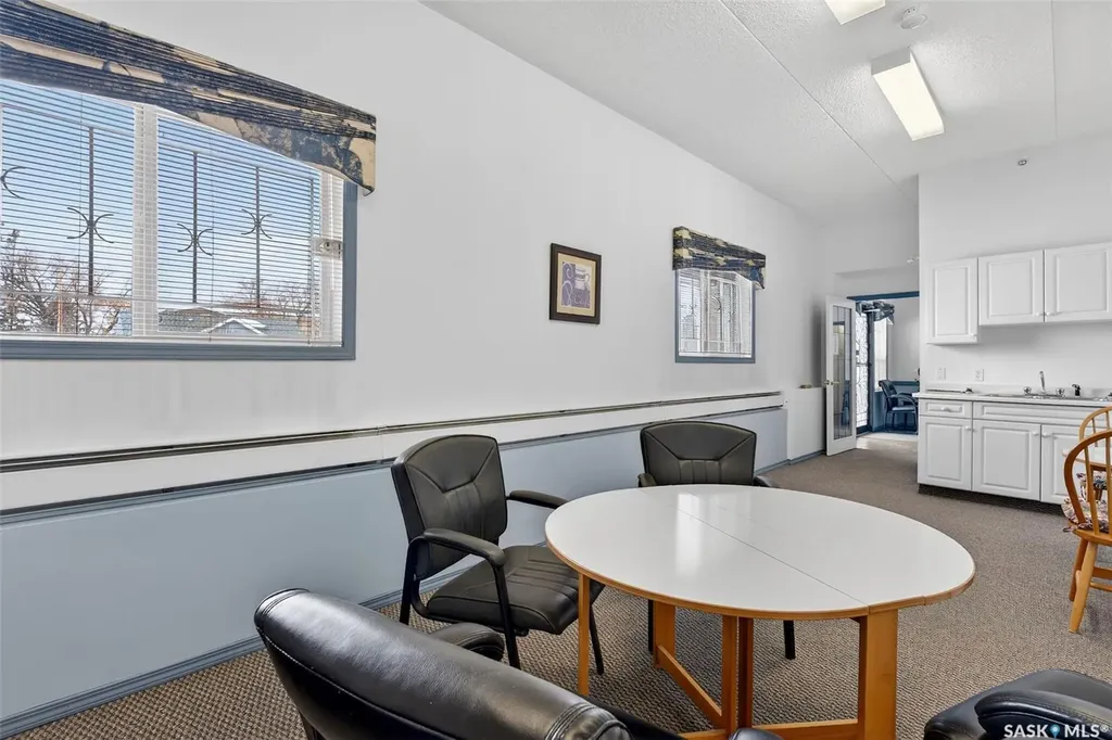 2501 1st Avenue W Prince Albert SK S6V 5A3