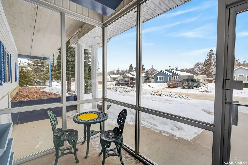 2501 1st Avenue W Prince Albert SK S6V 5A3